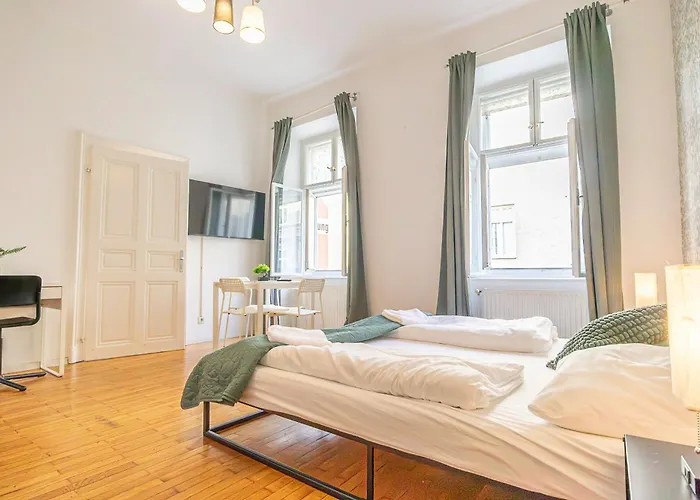 Friendly 2br Near Rennweg & Belvedere Palace Apartment