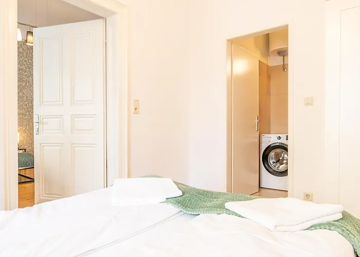 Friendly 2br Near Rennweg & Belvedere Palace Apartment