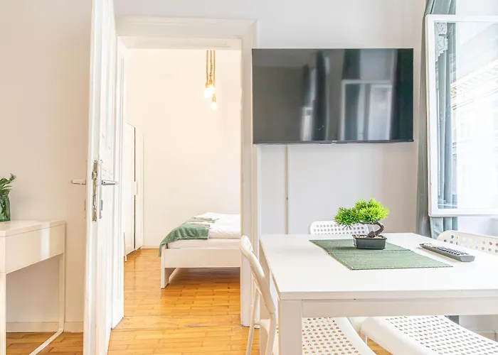 Friendly 2br Near Rennweg & Belvedere Palace Apartment Vienna