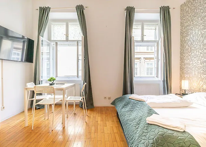 Friendly 2br Near Rennweg & Belvedere Palace * Vienna